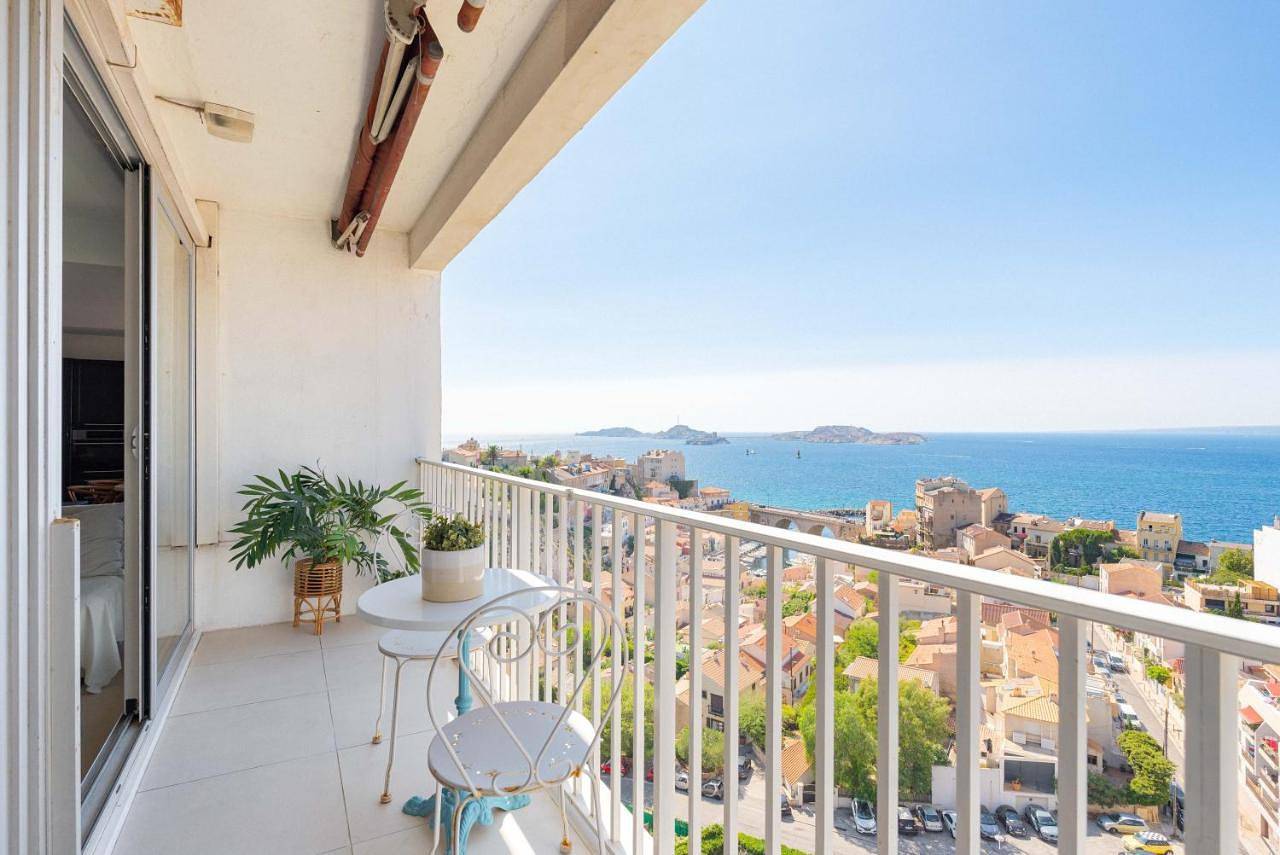 Appartement entier, Serenity Escape Marseille - Sea View & Sunset in Marseille, Région de Marseille