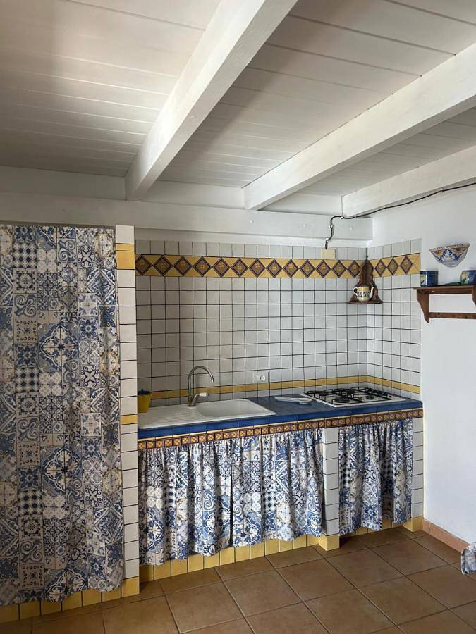 Strandhaus für 4 Personen, mit Balkon und Ausblick auf Sizilien - 2
