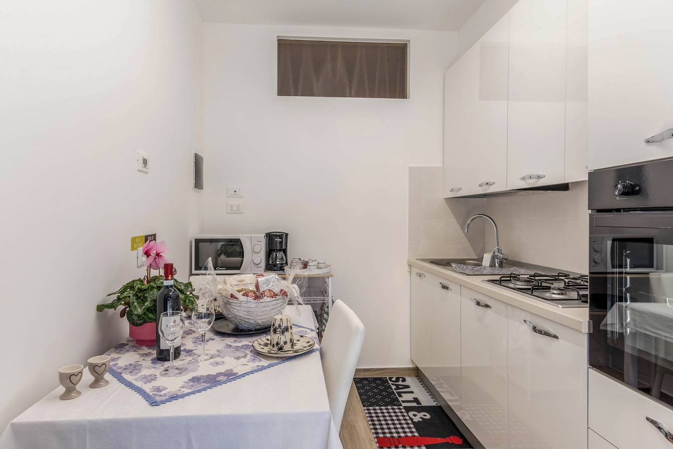 Hel lejlighed, Ferielejlighed for 2 personer med have in Cassone di Malcesine, Malcesine