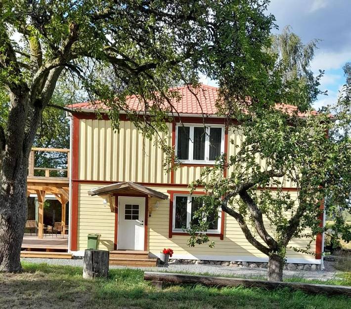 Hus för 5 Personer, med trädgård och utsikt i Hjo
