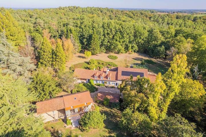 Location de vacances pour 6 personnes à Eyvirat