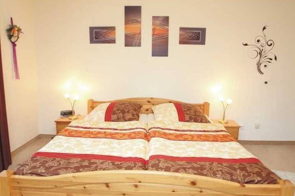 Entire apartment, Apartment 5 - Apartments Lohbinder (Fam. Holzer) in Rottach-Egern, Spitzingsee