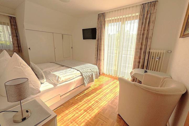 Apartamento entero, Apartment, 55sqm with 8sqm balcony, 2-4persons in Baiersbronn center in Baiersbronn, Selva Negra Central