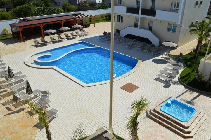 Bed and breakfast per 2 persone, con piscina per bambini e idromassaggio nonché piscina e giardino - 1
