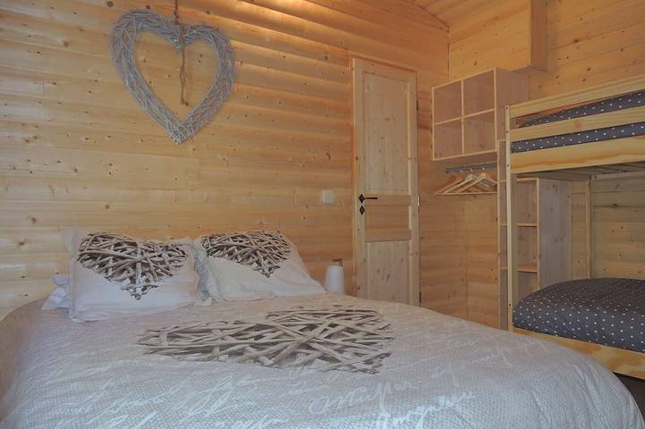 Entire apartment, Cerf apartment in new chalet with view of Matemale lake 12 beds in Les Angles, Parc naturel régional des Pyrénées catalanes