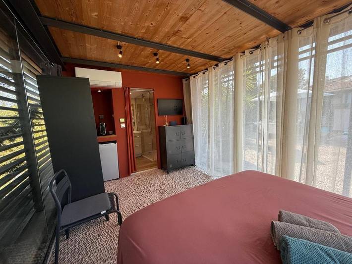 Appartement de vacances pour 3 personnes, avec Terrasse ainsi que Piscine et Vue