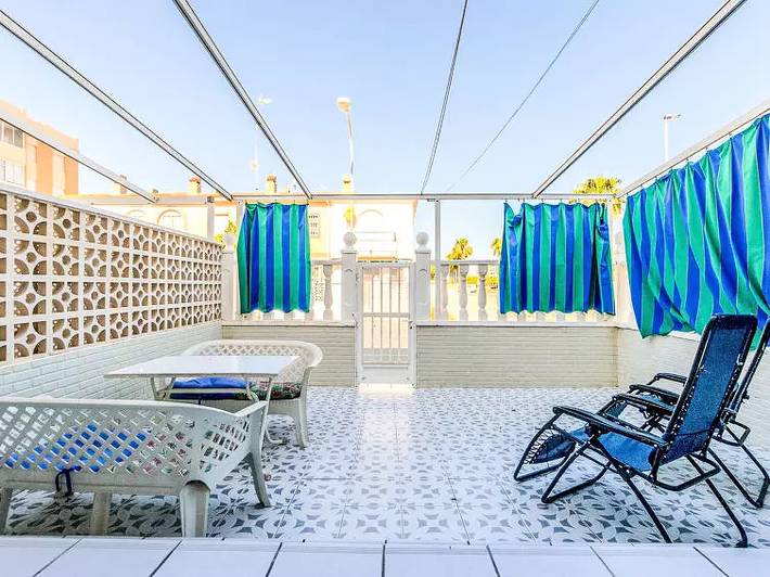 Chalet para 4 personas, con terraza en Santa Pola