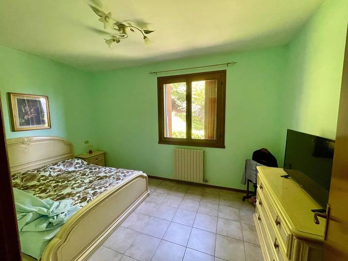 Ganze Wohnung, Apartment „Casa Graziella“ mit Seeblick, Gemeinschaftsgarten und Balkon in Ranzanico, Prealpi Bergamasche Orientali