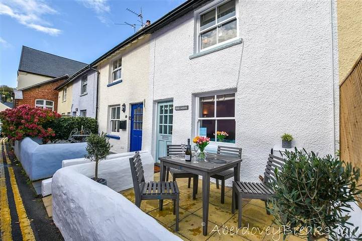 Cottage for 4 people, with Terrace and Garden in Aberdyfi