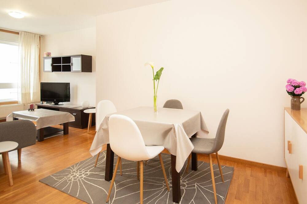 Ganze Wohnung, Ag Flat Xazmíns Carballo in Carballo, Costa de Galicia