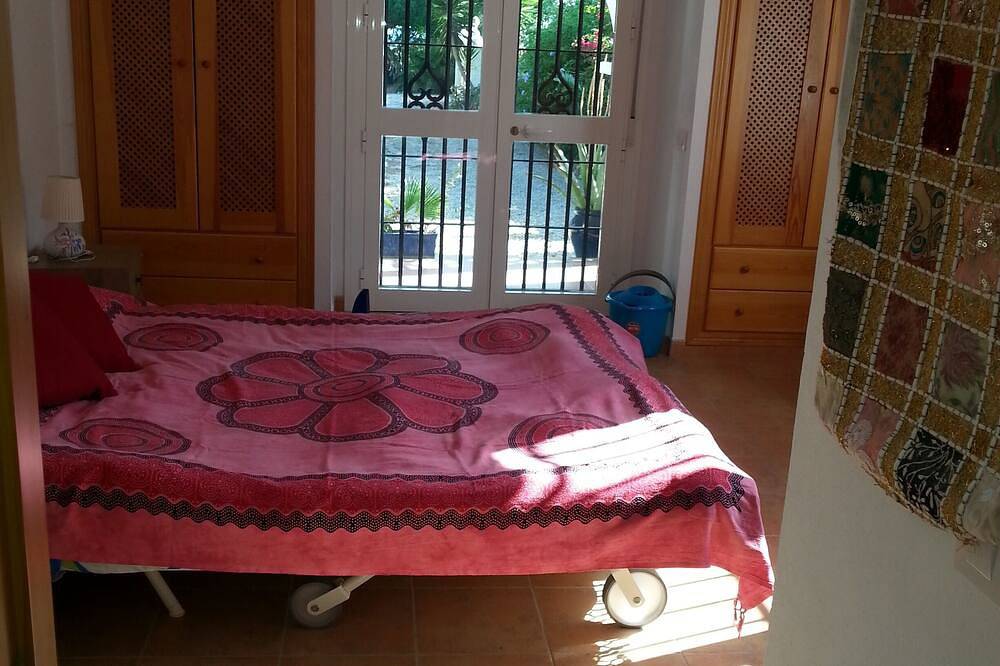 Apartamento entero, Studio Palacito, frente al mar, gran jardín botánico de 1 hectárea en la playa in Cabo Trafalgar, Barbate