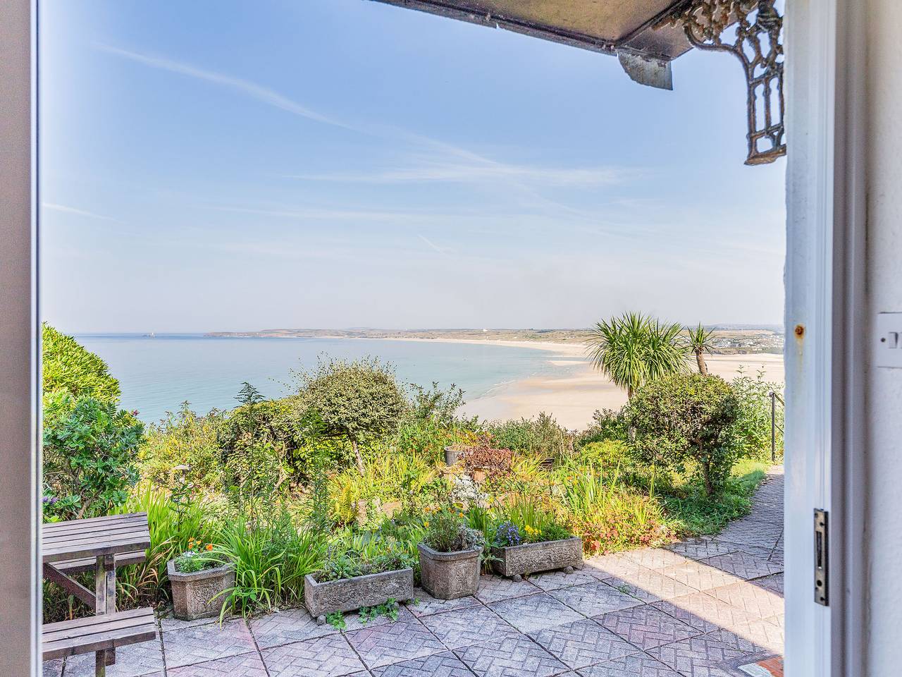 Studio Sea Urchin in Carbis Bay, Cornwall