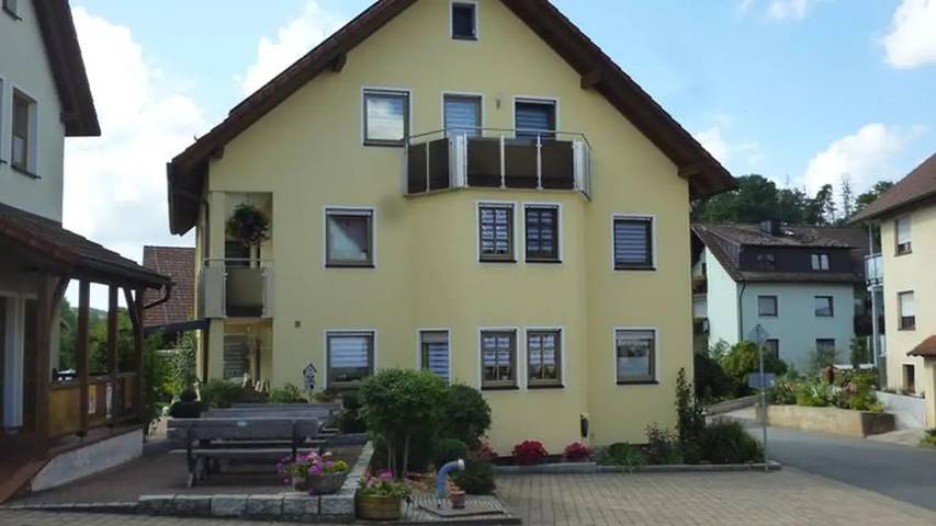 Ferienwohnung für 5 Personen, mit Garten und Sauna in Heiligenstadt