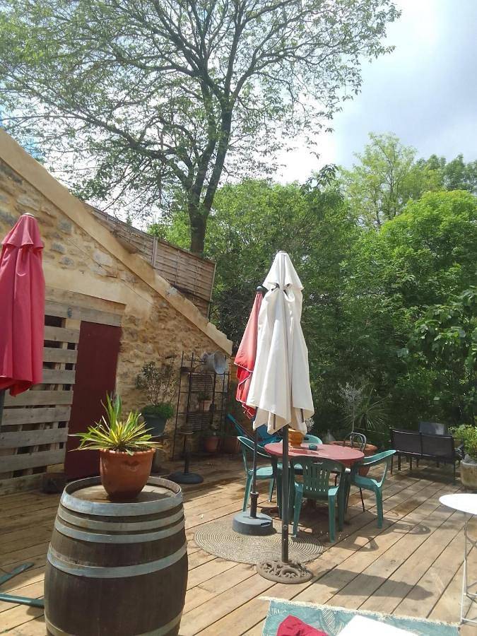 Location de vacances pour 4 personnes, avec vue et terrasse à Saint-Paulet-de-Caisson - 4