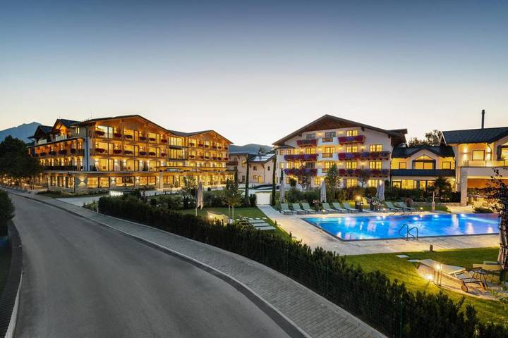 Hotel für 2 Personen, mit Terrasse und Garten sowie Pool und Sauna in Wals-Siezenheim