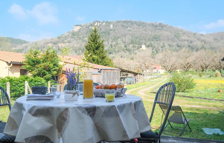 Location de vacances pour 4 personnes, avec jardin et terrasse à Saint-Vincent-de-Cosse - 4