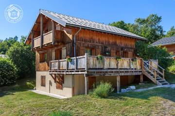 Gîte pour 12 personnes, avec terrasse et jardin, animaux acceptés à Notre-Dame-du-Pré