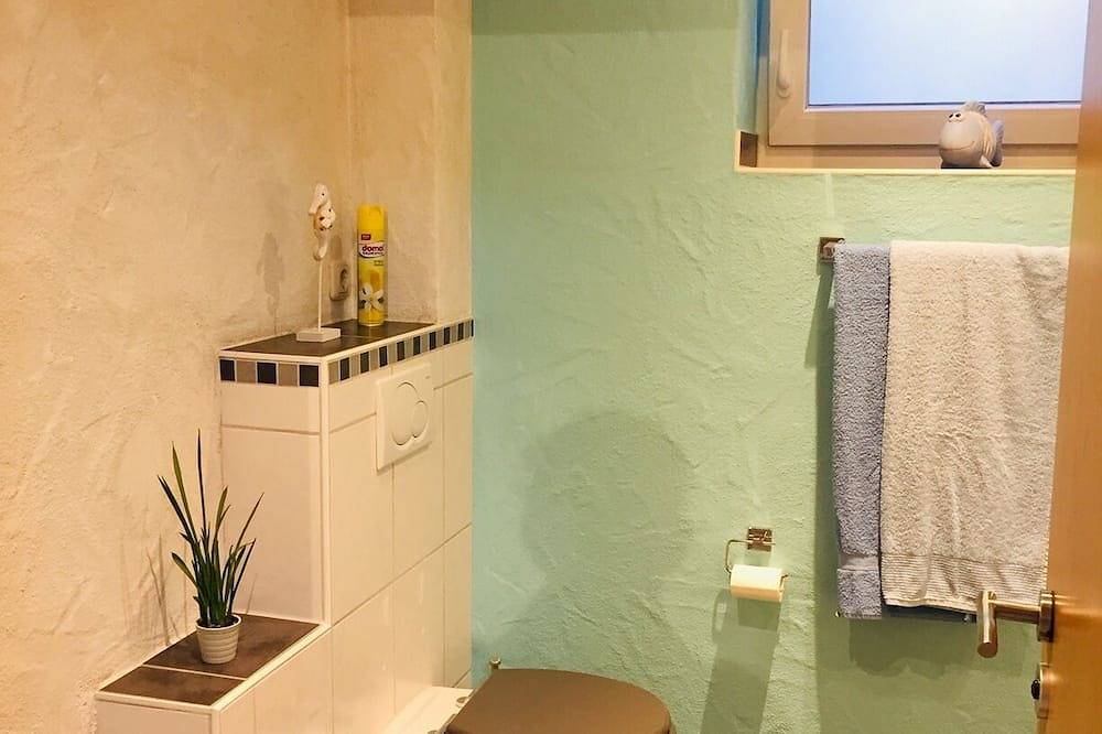 Ganze Wohnung, Wunderschöne Montagewohnung, Ferienwohnung mit separatem Zugang in Nidda, Wetterau