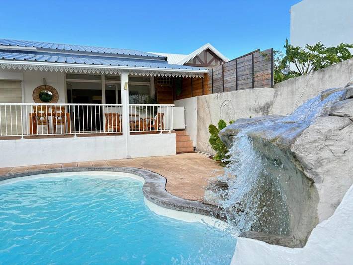 Villa pour 7 personnes, avec piscine et jardin, adapté aux familles à Sainte-Marie (Île de la Réunion)