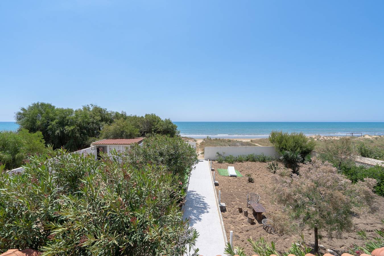 Villa Rosa con accesso al mare, idromassaggio e aria condizionata, adatta agli animali domestici in Granelli, Siracusa e dintorni