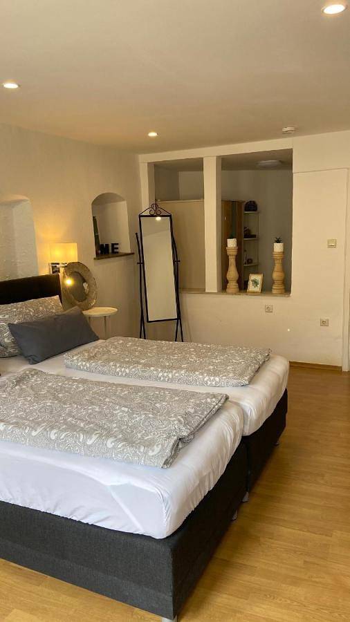 Ferienwohnung für 5 Personen, mit Balkon und Terrasse in Ochsenfurt - 4