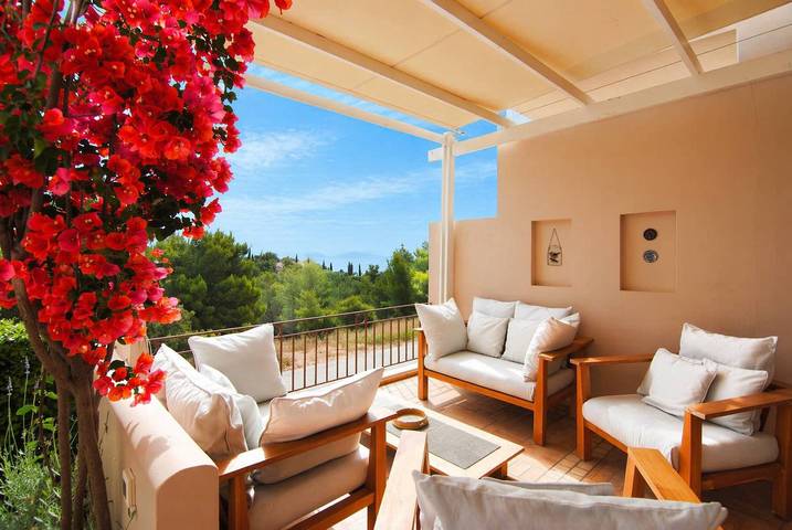 Location de vacances pour 8 personnes, avec piscine et jardin, animaux acceptés à Porto Heli - 4