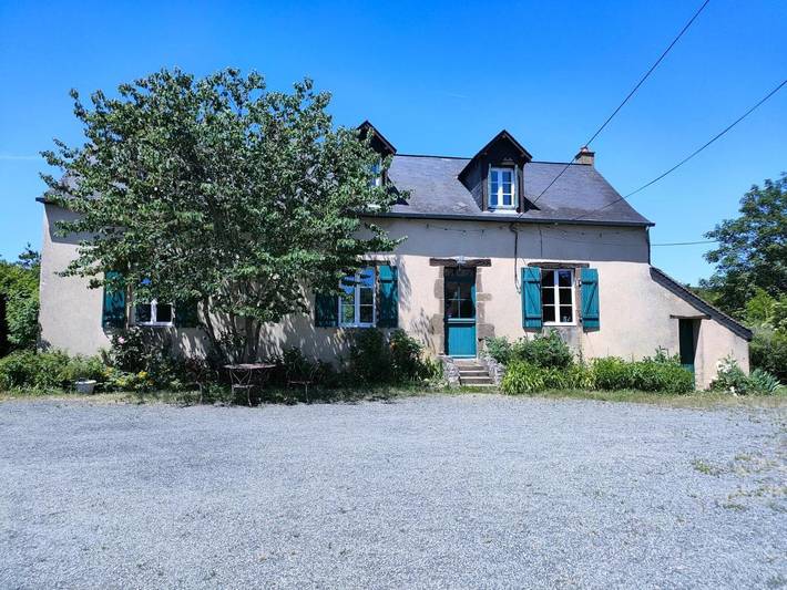 Location de vacances pour 12 personnes, avec Terrasse et Jardin à Sargé-lès-le-Mans