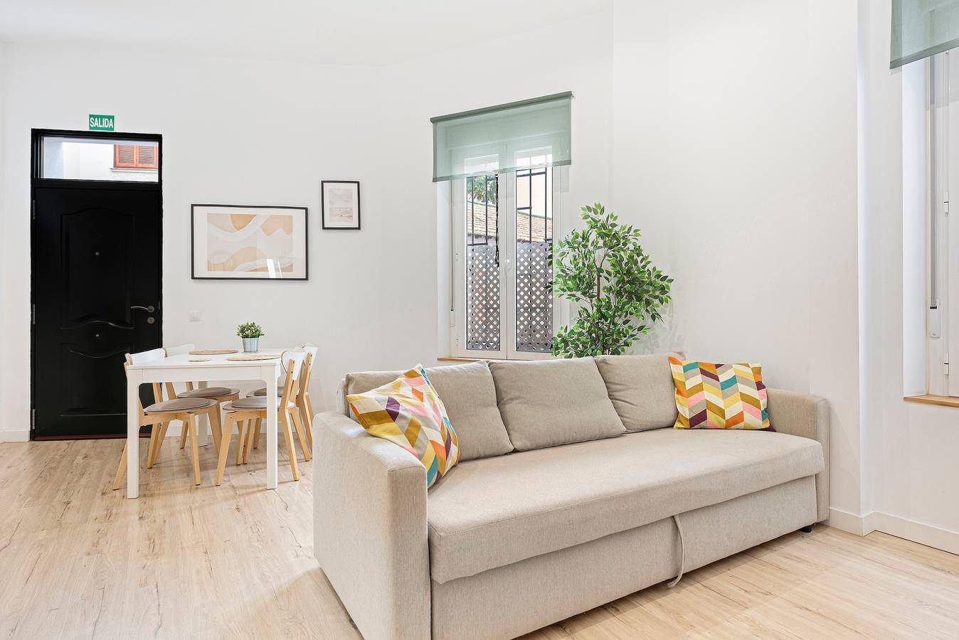 Ganze Wohnung, Apartment 'El Patio De Olletas' mit privater Terrasse, Wlan und Klimaanlage in Altstadt Málaga, Malaga
