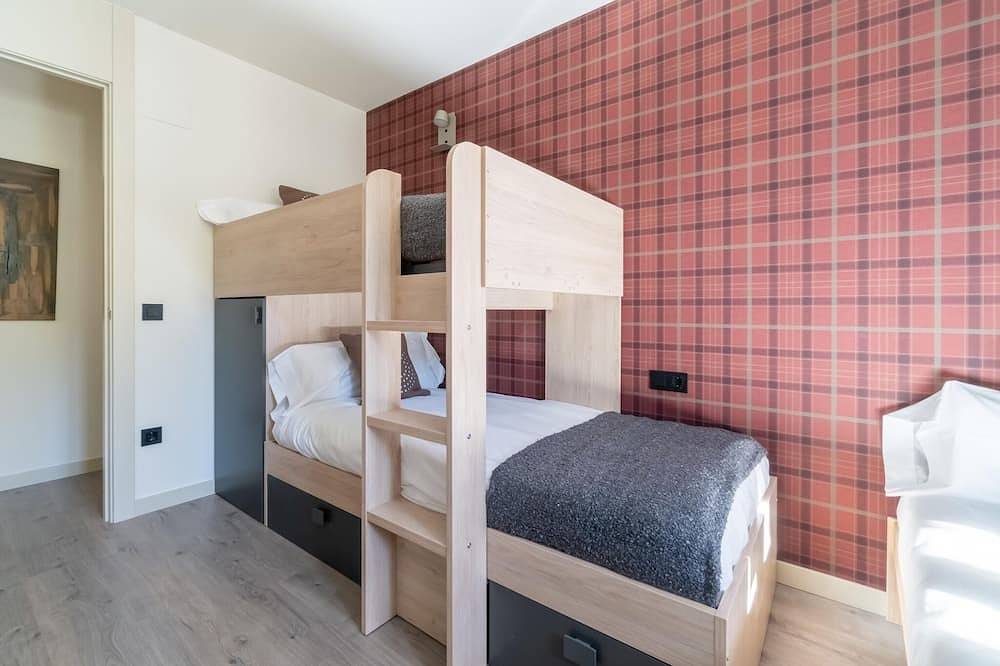 Ganze Wohnung, Steinhaus nahe Skigebiet Cerler in Cerler, Benasque