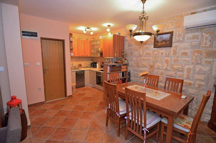 Dom dla 6 osób w Šolta