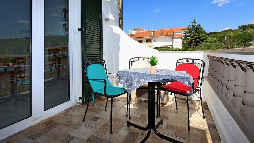 Ferienwohnung für 3 Personen, mit Terrasse in Barbat na Rabu