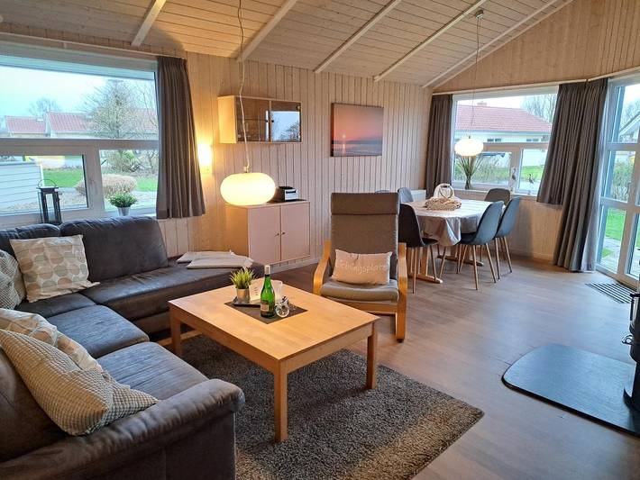 Ferienhaus für 6 Personen, mit Terrasse und Sauna sowie Garten, kinderfreundlich in Elbe-Weser - 3