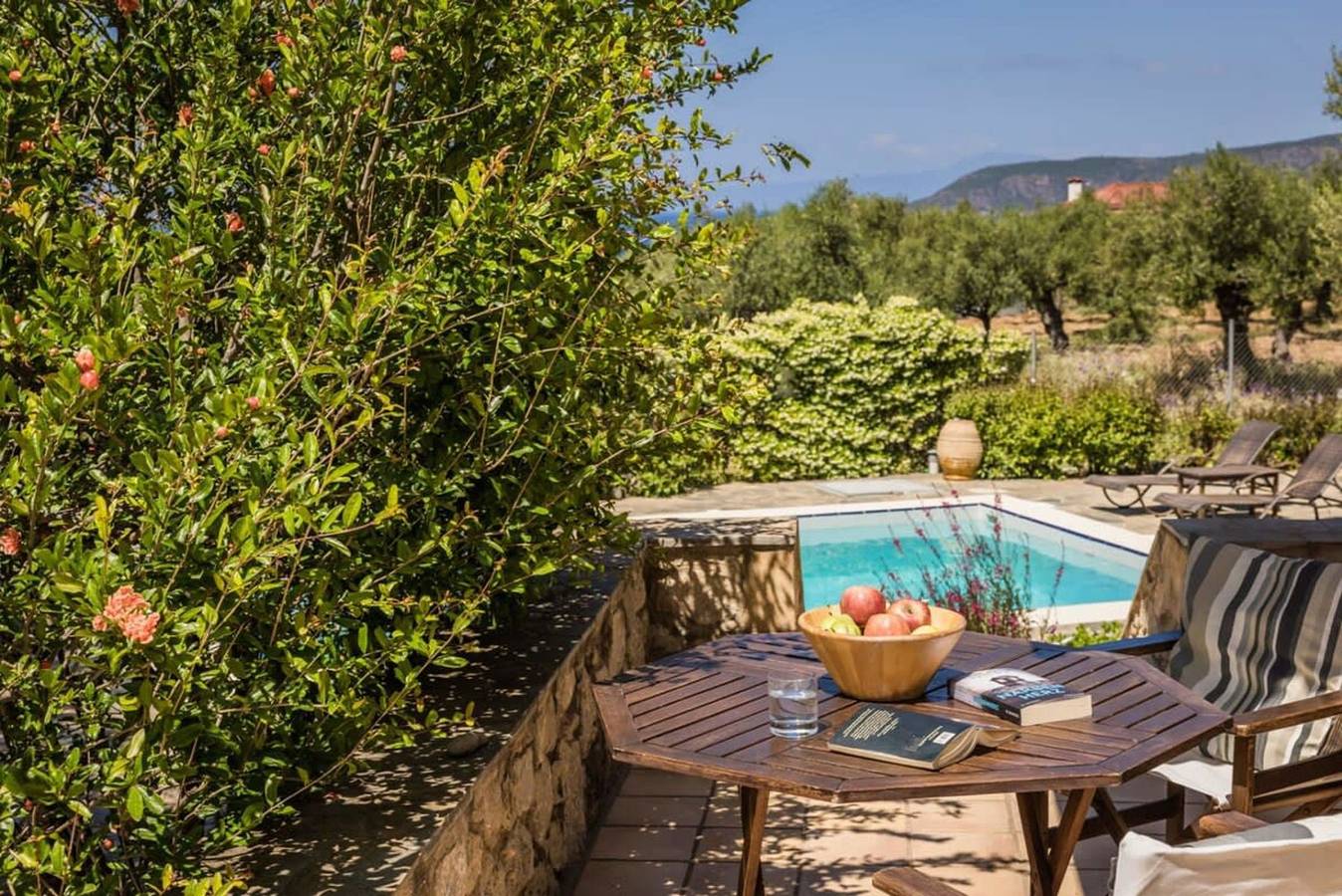 Ferienhaus für 6 Personen mit Balkon in Petrovouni, Kardamyli