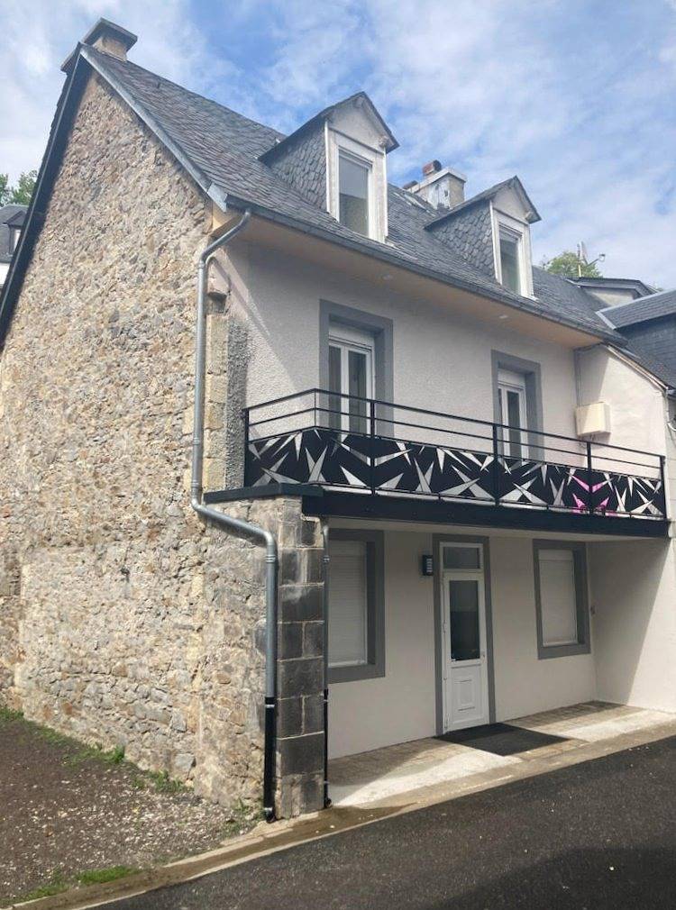 Gîte Villa Jeannette, classé 2* in La Bourboule, Parc naturel régional des Volcans d'Auvergne