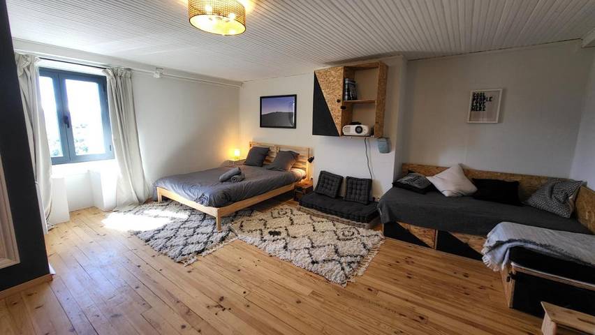 Location de vacances pour 6 personnes, avec terrasse et vue à Dorres - 4