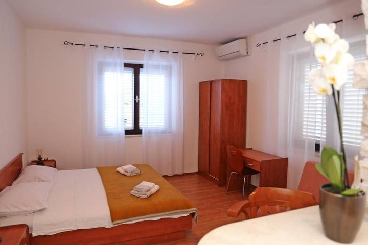 Chambre d’hôte pour 2 personnes, avec jardin en Korcula - 4