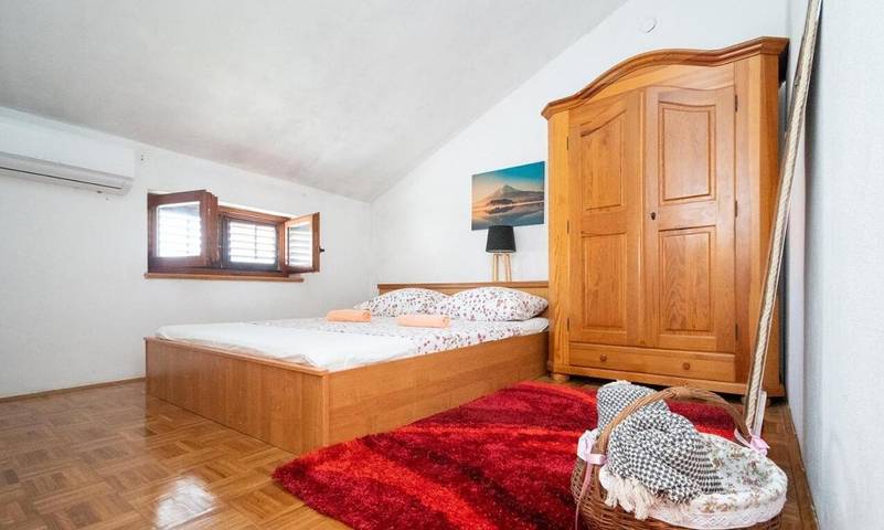 Ferienwohnung für 3 Personen, mit Balkon und Garten - 1