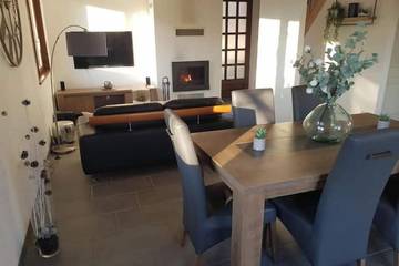 Gîte pour 5 personnes, avec terrasse et jardin, animaux acceptés à Saint-Amé