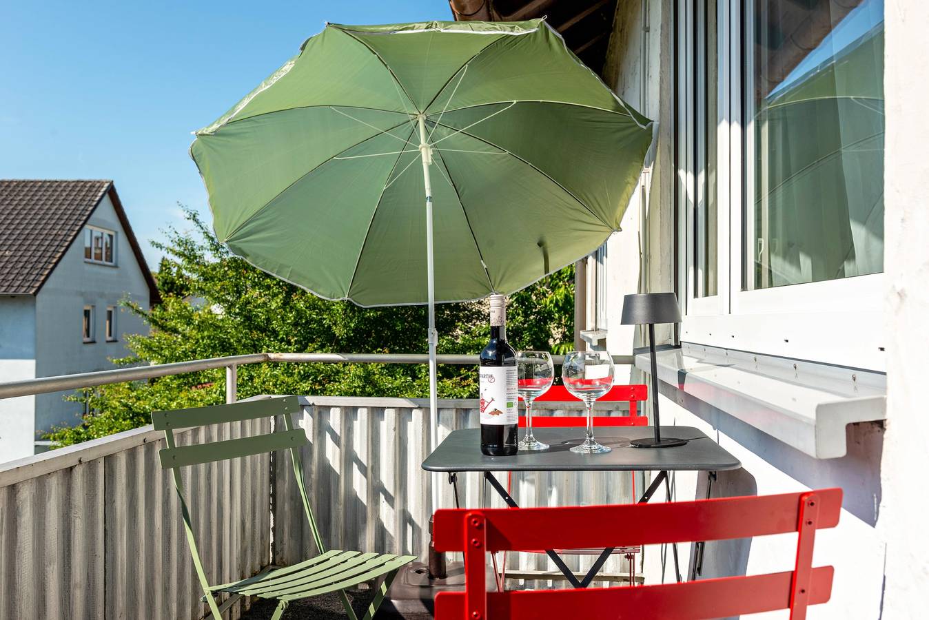 Ganze Wohnung, 66 qm Ferienwohnung*** mit Gemeinschaftsgarten, Balkon und Wi-Fi in Radolfzell, Radolfzell am Bodensee