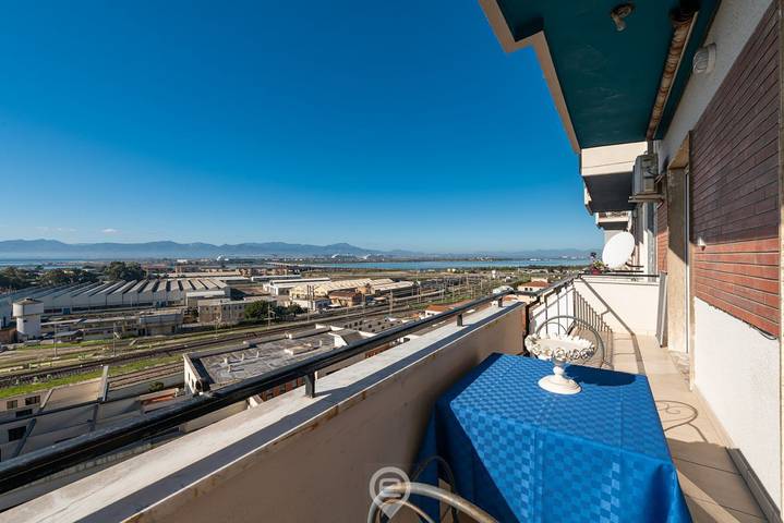 Apartamento entero, Apartamento de vacaciones para 4 personas con balcón/terraza in Stampace, Cagliari