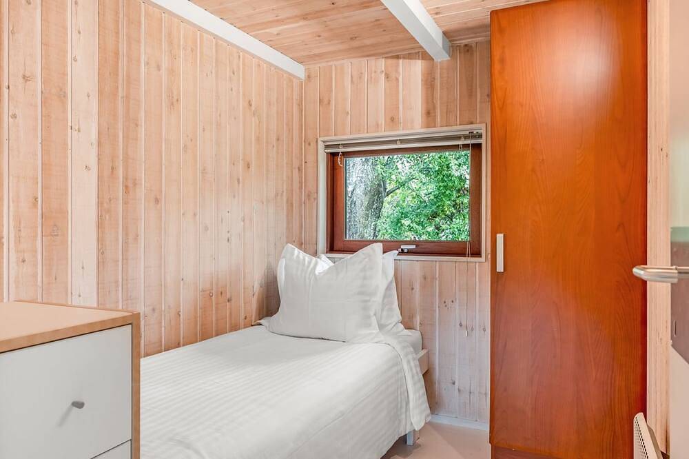 \"Esbern\" - 3.7km from the sea in Esbjerg, Wadden Sea National Park
