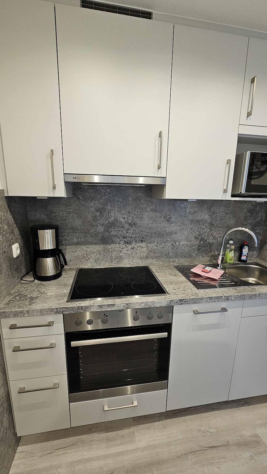 Ganze Ferienwohnung, Ferienwohnung "Traumweiß mit Meerblick" in St. Peter-Bad, St. Peter-Ording