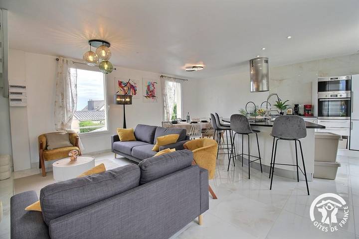 Gîte pour 7 personnes, avec terrasse - 1