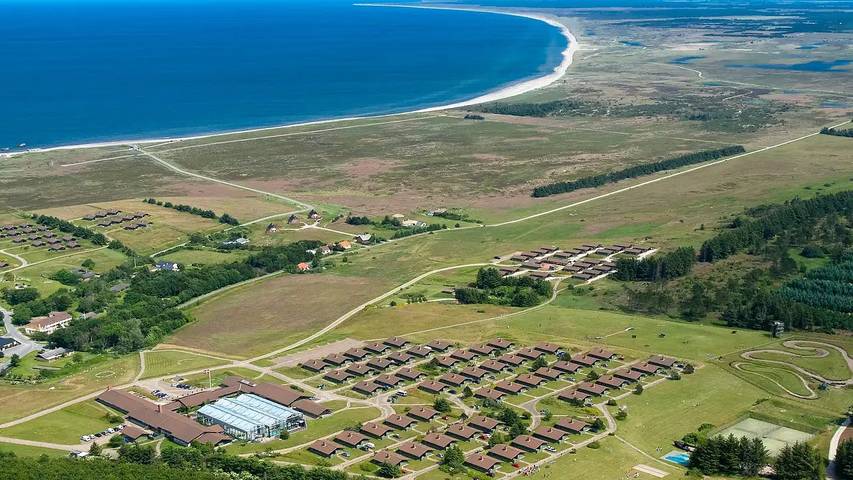 Apartamento para 7 personas, con terraza y sauna además de piscina y jacuzzi en Dinamarca
