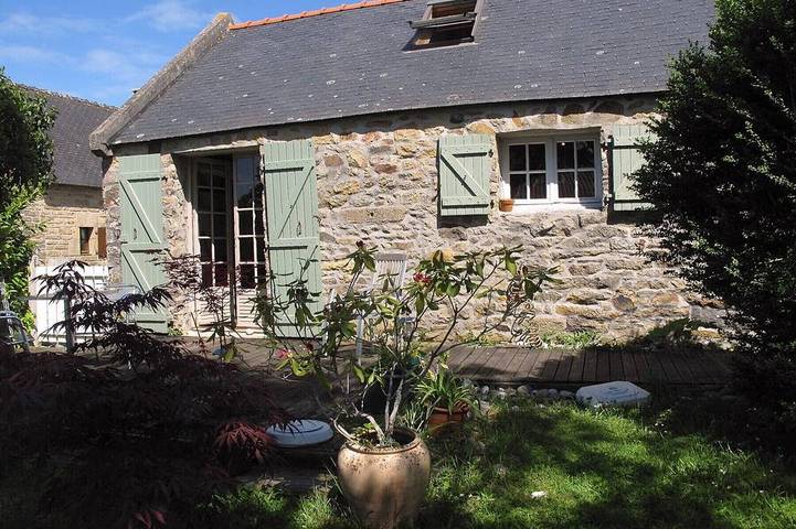Maison de vacances pour 2 personnes, avec jardin, animaux acceptés à Logonna-Daoulas