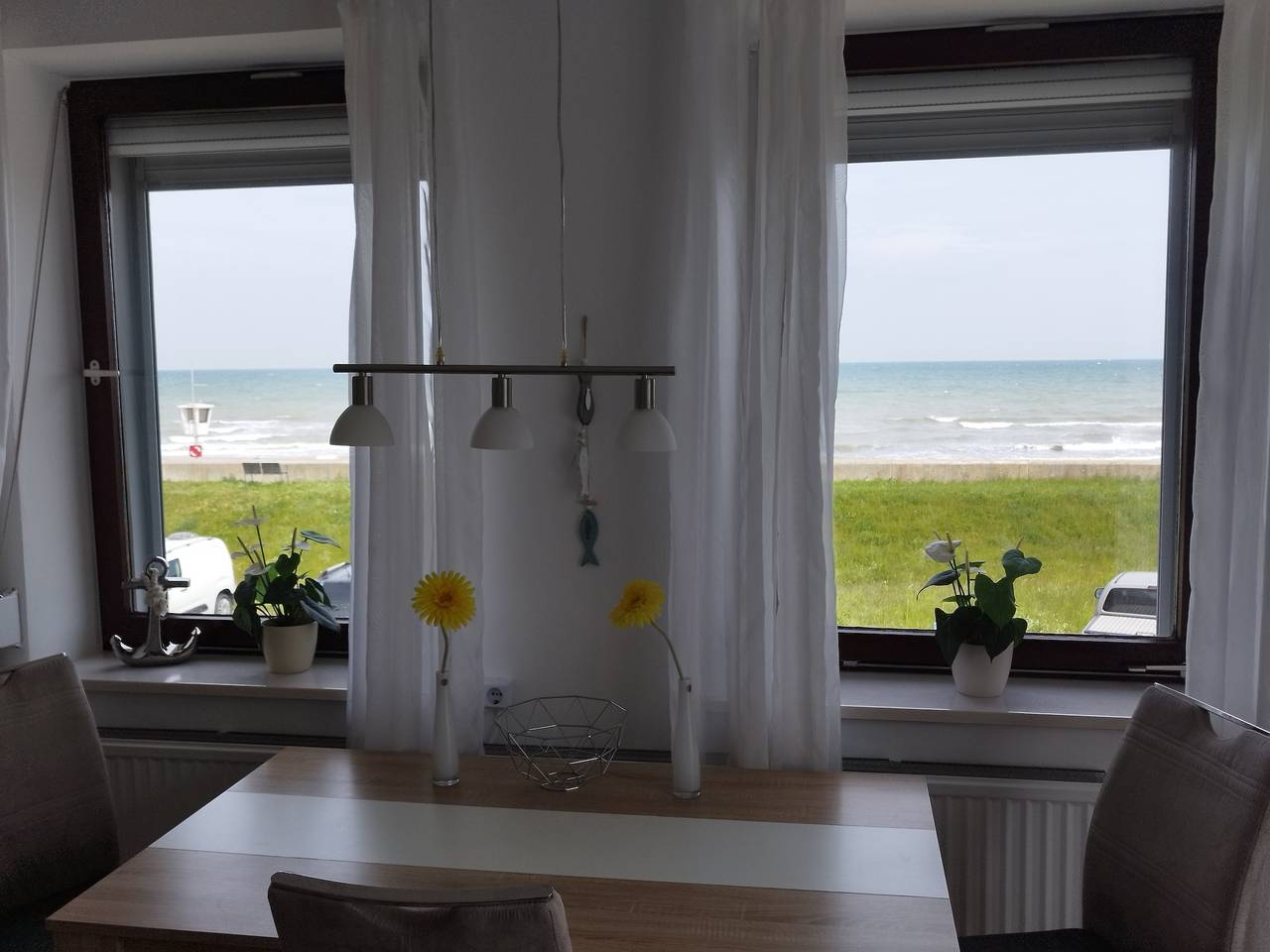 Ganze Ferienwohnung, Wohnung mit Meerblick, Süd- Balkon, eig. Parkplatz, Glasfaser in Dahme, Ostholstein