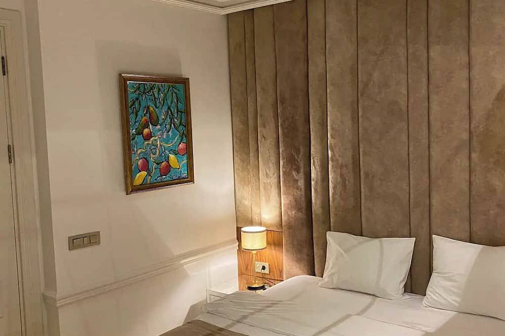 Ab Residences-Villa with Terrace 4Br/4Bathroom in Beyoğlu, Istanbul