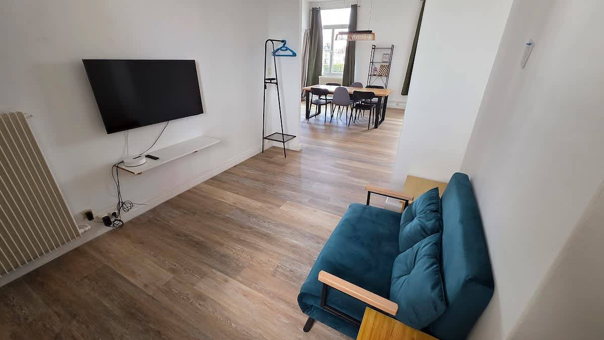 Entire apartment, Cosy place d'Armes au 3eme etage in Douai, Department Nord