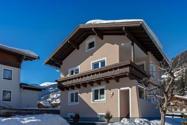 Hütte für 6 Personen, mit Balkon in Bramberg am Wildkogel