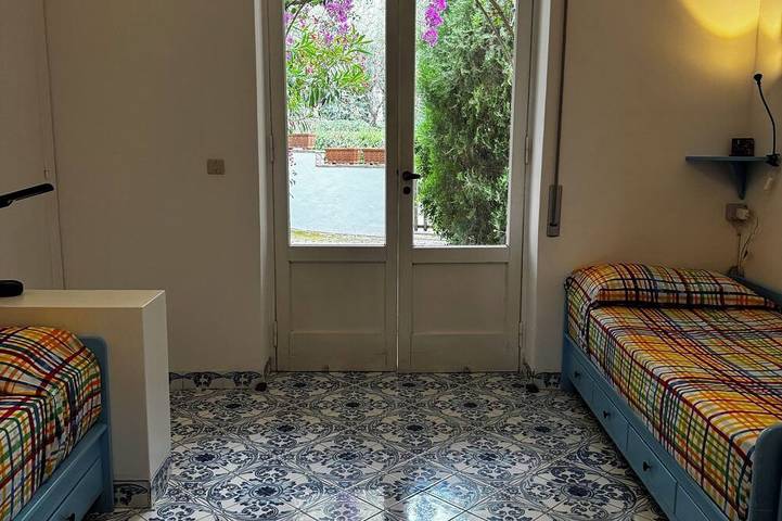 Cactus Cottage With pool and a stone's throw from the famous Blue Grotto! in Anacapri, Neapel Provinz